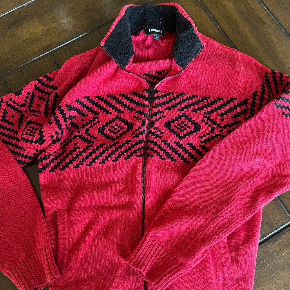 Express full zip sweater, Men's medium, Zip only from top, Pockets, Red